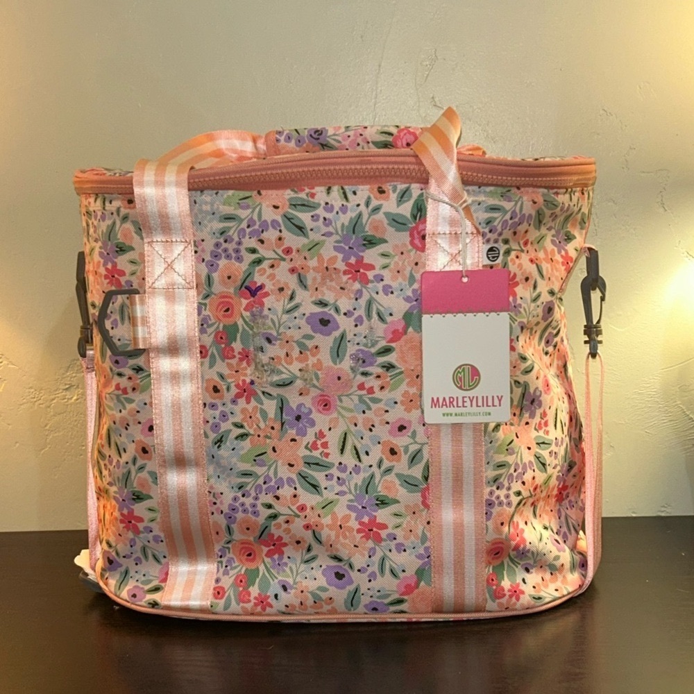MarleyLilly Large Insulated Travel Cooler Bag Coral Floral Pattern NWTS